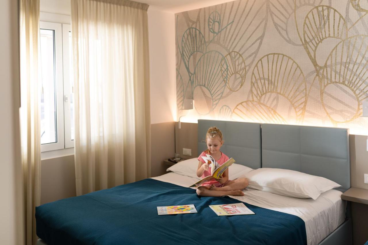 Villaggio Turistico Internazionale Бибионе Екстериор снимка