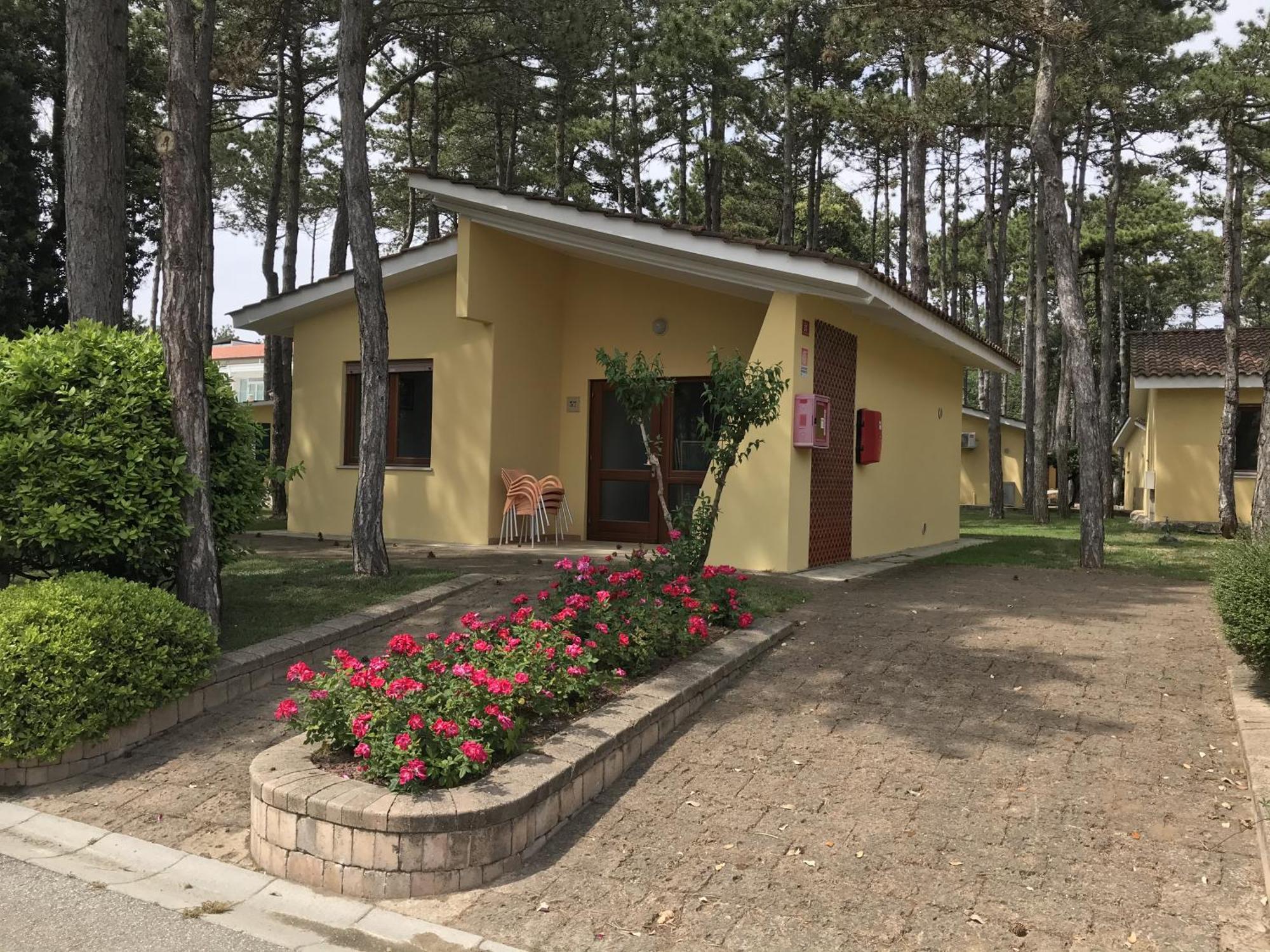 Villaggio Turistico Internazionale Бибионе Стая снимка